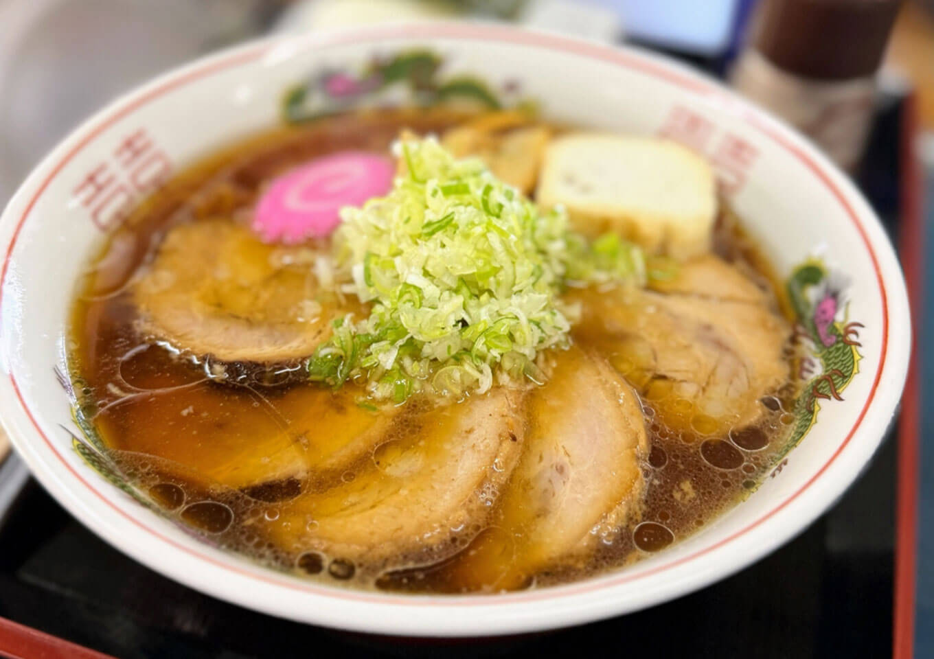 醤油ベースのラーメン